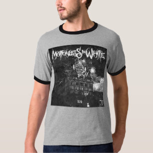 Bewegungslos elektrischen der Stadt in des T-Shirt