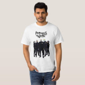 bewegungslos in weißem Metall T-Shirt (Vorne ganz)