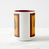 Bewitching Eyes Art Deco Porträt von Zoe Mozert Tasse (Zentrum)