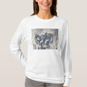 Bewölken Sie Turbulenzen im Bereich der T-Shirt