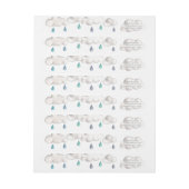 Bewölkt mit einer Möglichkeit von Sprinkles (Bogen)