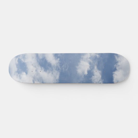 Bewölkt Skateboard (Horizontal)