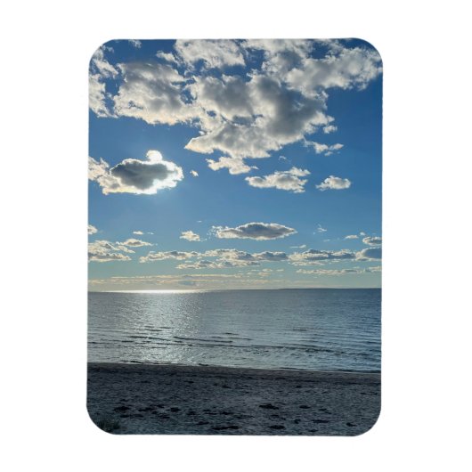 Bewölkter blauer Himmel leerer Strand  Magnet (Vertikal)