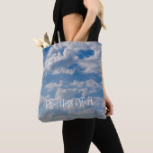 Bewölkter blauer Himmel Tasche (Von Nahem)