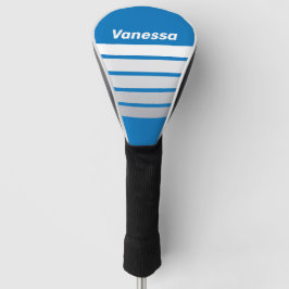 Bewölkter blauer Himmel über Streifen mit Namen Golf Headcover