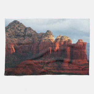 Bewölkter Coffee Pot Rock in Sedona Arizona Geschirrtuch