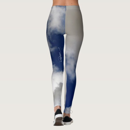 Bewölkter Himmel Leggings (Rückseite)