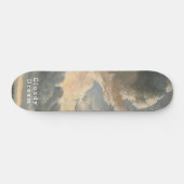Bewölkter Himmel, weißes Skript, ruhige Fahrt Skateboard (Horizontal)