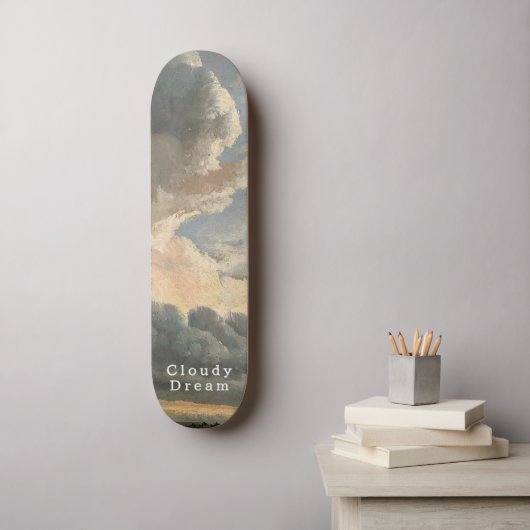 Bewölkter Himmel, weißes Skript, ruhige Fahrt Skateboard (Wandkunst)