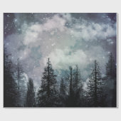 Bewölkter Pinienwald Geschenkpapier (Flach)