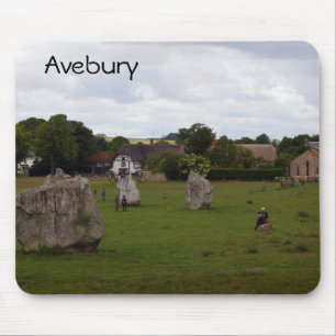 Bewölktes Avebury Mousepad
