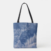 Bewölkungen mit Zähnen auf einer Tasche (Rückseite)