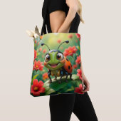 Bewundernswerter Cartoon Ladybug auf einem Blatt Tasche (Von Nahem)
