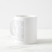 Bezahlen sie, was Sie ihnen schulden Feminist Bask Kaffeetasse (Vorderseite Links)