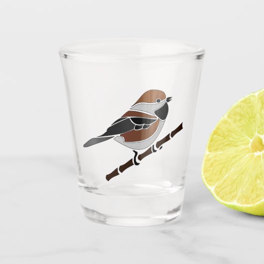 Bezaubernde Boreal Chickadee Bird Cartoon Schnapsglas (Vorderseite)