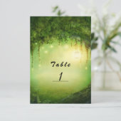 Bezaubernde Forest & Lights Hochzeit-Tischnummer Einladung (Stehend Vorderseite)