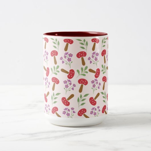 Bezaubernde Pilze und Blüten Zweifarbige Tasse (Mittel)
