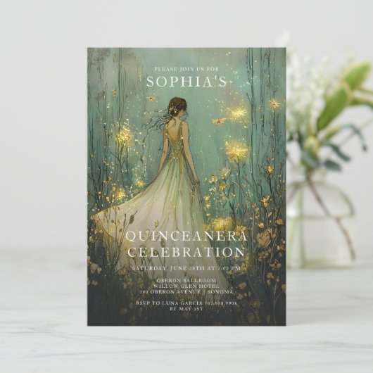 Bezaubernde Waldmärchen Quinceanera Geburtstag Einladung (Stehend Vorderseite)