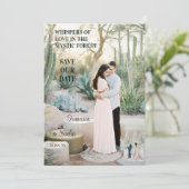 Bezaubernde Waldromantik Flüstern Liebe Foto Save The Date (Stehend Vorderseite)