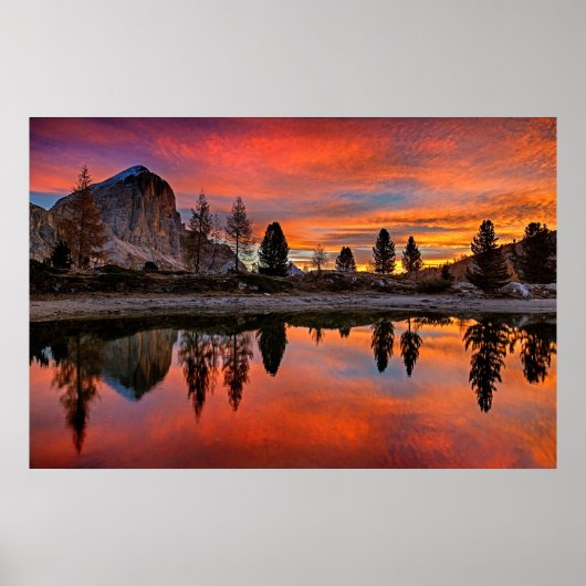 Bezaubernder Sonnenuntergang Poster (Vorne)