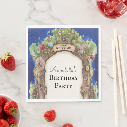 Bezaubernder Waldgarten am nächtlichen Himmel Serviette (Beispiel)