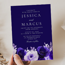 Bezauberndes Blau: Hochzeit der blauen Rose in der Einladung