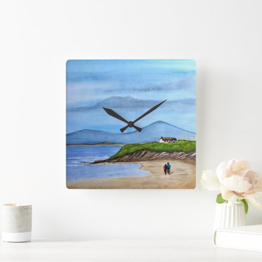 Bezauberndes Bluff am Meer Quadratische Wanduhr (Zuhause)
