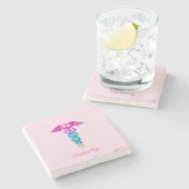 Bezauberndes und farbenfrohes Logo-Design Steinuntersetzer (Seitenansicht)