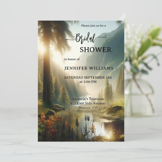 Bezauberndes Waldgebirge-Brautparty Einladung (Stehend Vorderseite)