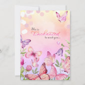 Bezaubert, rosa Schmetterling-Brautparty zu treffe Einladung (Rückseite)