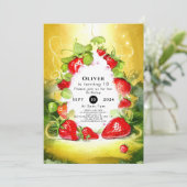 Bezauberte farbenfrohe, fröhliche Strawberry Gebur Einladung (Stehend Vorderseite)