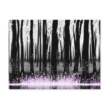 Bezauberte Waldschatten und tanzende Petalen