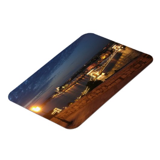 Bezauberter Abend in Budapest Magnet (Linke Seite)