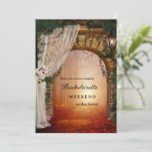 Bezauberter Wald Bachelorette Wochenende Abenteuer Einladung (Stehend Vorderseite)