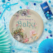 Bezauberter Waldgarten auf verblassenem Pergament Pappteller (Party)