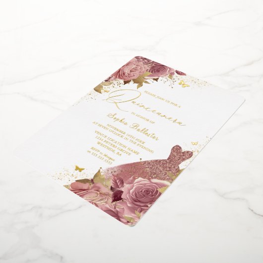 Bezaubertes Blush Dress Floral Quinceanera Real Go Folieneinladung (Gedreht)