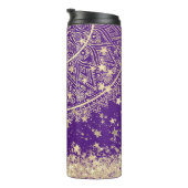 Bezauberung Mandalas mit Gold Stars auf Lila Thermosbecher (Nach rechts gedreht)