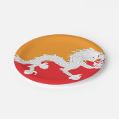 Bhutan Flag Design mit weißem Drachen Pappteller (Schrägansicht)