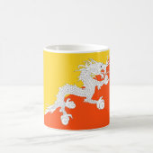 Bhutan-Flagge Kaffeetasse (Mittel)