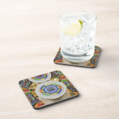 Bhutan. Zwergkuchen von Mönchen schmücken die Untersetzer (Rechte Seite)