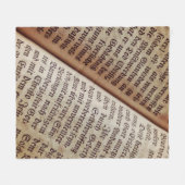 Bibelbuchseite mit Textur Fleecedecke (Vorderseite (Horizontal))
