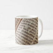 Bibelbuchseite mit Textur Kaffeetasse (VorderseiteRechts)
