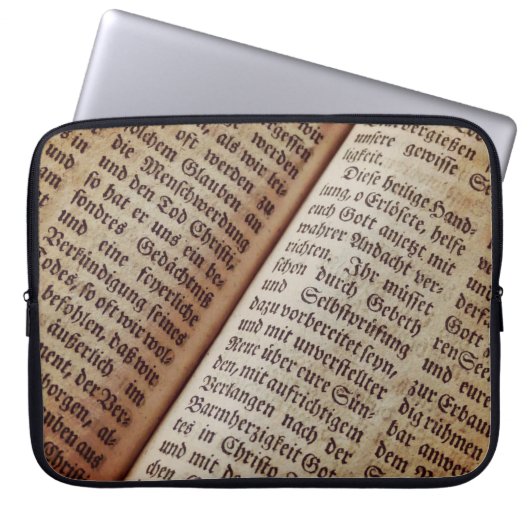 Bibelbuchseite mit Textur Laptopschutzhülle (Vorderseite)