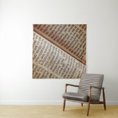 Bibelbuchseite mit Textur Wandteppich (Beispiel (Horizontal))