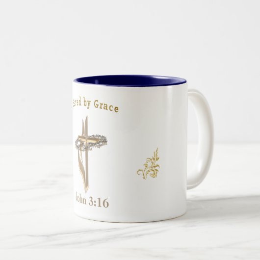 Bibelverse gerettet von Grace Zweifarbige Tasse (VorderseiteRechts)