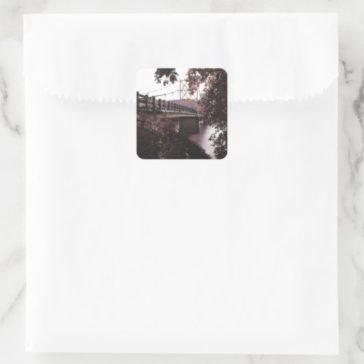 Biberbrücke Quadratischer Aufkleber (Tasche)