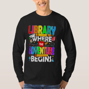 Bibliothek, in der das Abenteuer wieder in die Sch T-Shirt