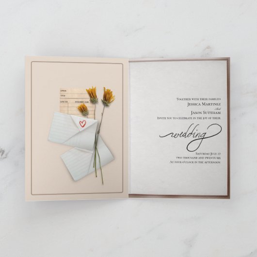 Bibliotheksbuch mit eingeklappten Hinweisen Litera Einladung (Innenseite)