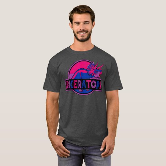 Biceratops Dinosaur LGBT Pride T-Shirt (Vorne ganz)