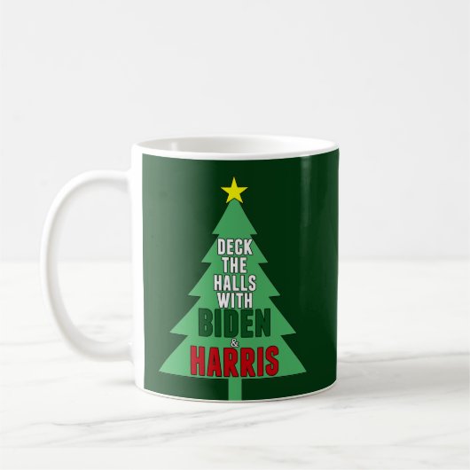 Biden Harris Christmas Tree Deck über die Hallen Kaffeetasse (Links)